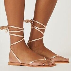 Pilcro lace up flip flop sandals 10